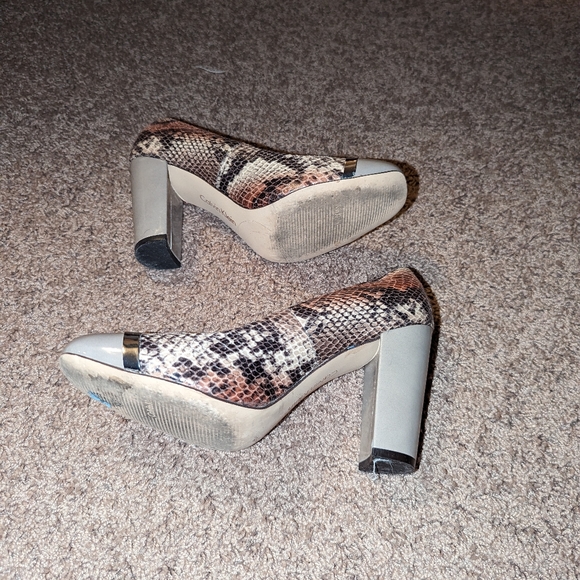 Calvin Klein Colourful Print 5 inch chunky heels - Picture 4 of 5
